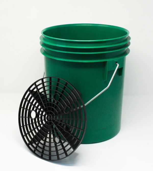 16L Heavy Duty Green Car Detailing bucket with Grit Shield