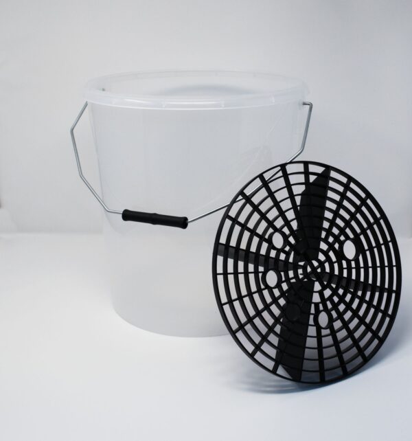 16L Standard Clear Car Detailing Bucket with Grit Shield
