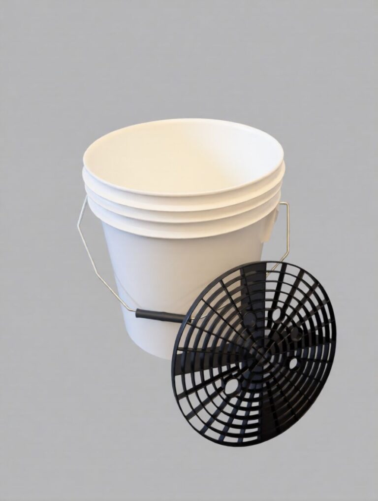 16l White Heavy Duty Car Detailing Bucket with Grit Guard