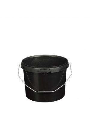  Fishing buckets plus bait and groundbait containers