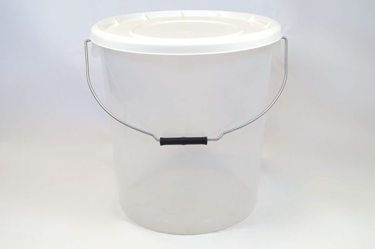 25L Translucent Plastic Buckets With Lid | H&O Plastics