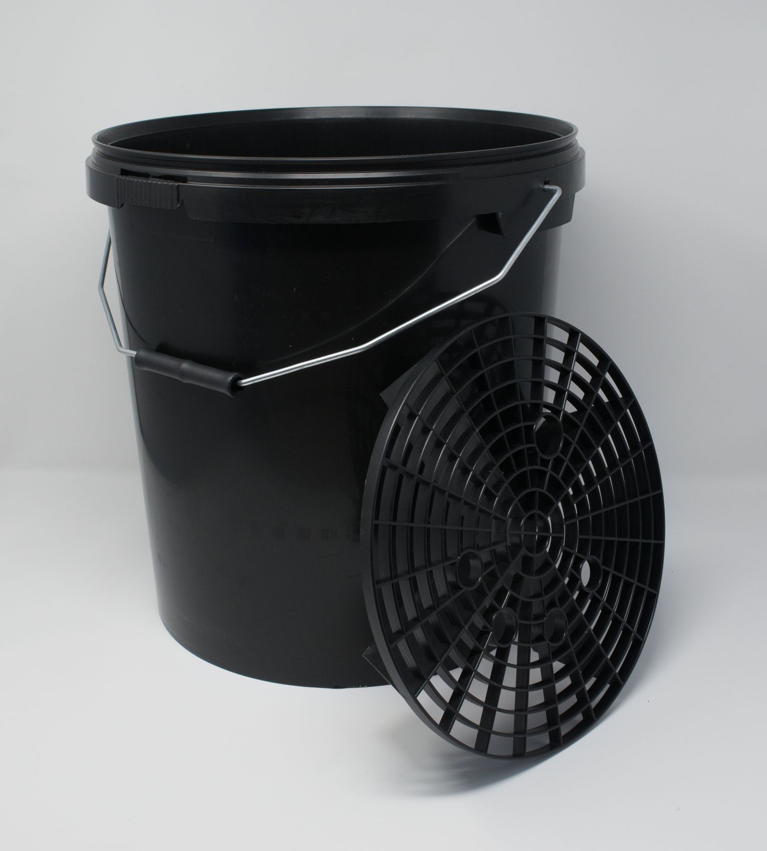 Buy Car Wash Buckets With Grit Guard Online in the UK - LMS