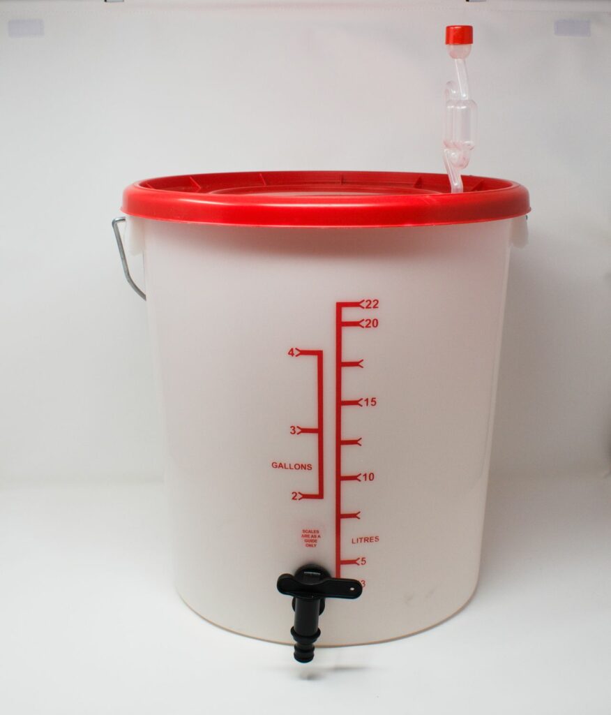 25L Homebrew Buckets with Tap, Lid and Airlock